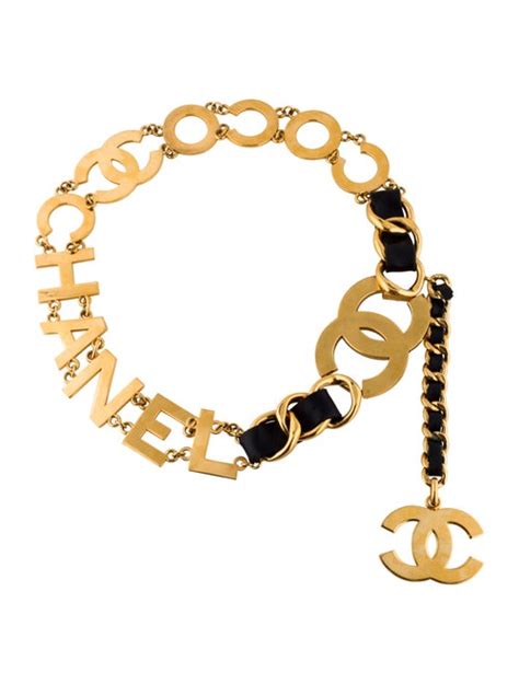 accesoire chanel|Chanel online shop accessories.